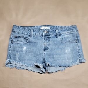 l.e.i. Size Jrs. 11 Cutoff Denim Stretchy Shorts, Gently Used Condition